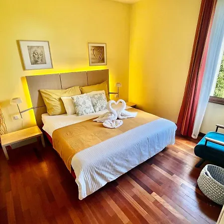 The Crown Apartment Prag